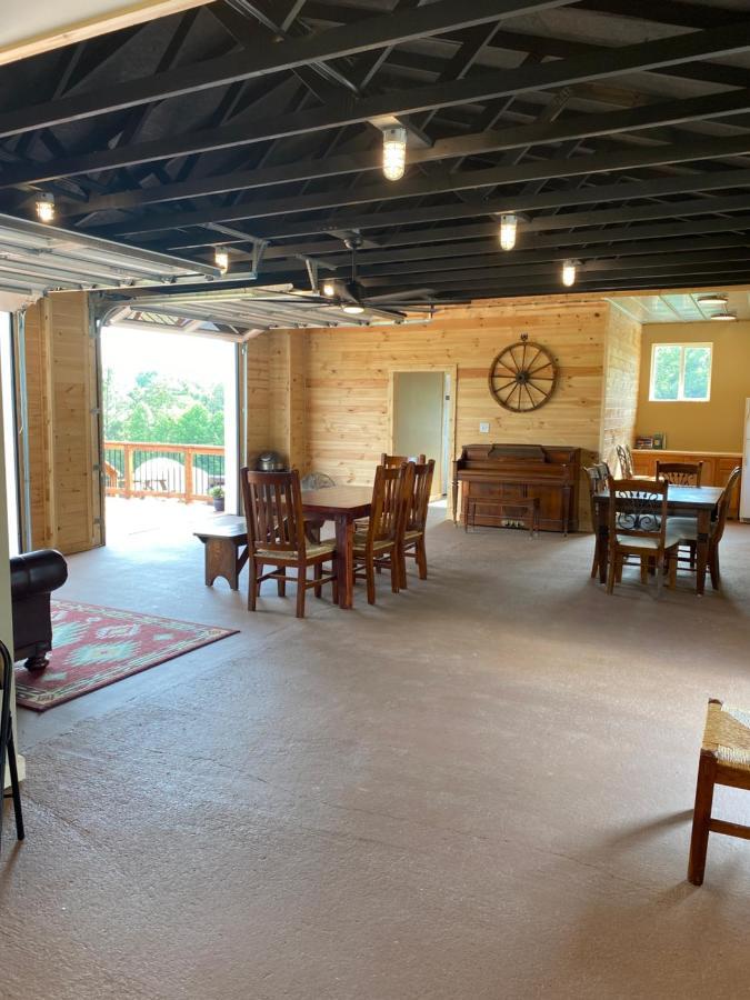 Smoky Hollow Outdoor Resort Covered Wagon Sevierville Bagian luar foto