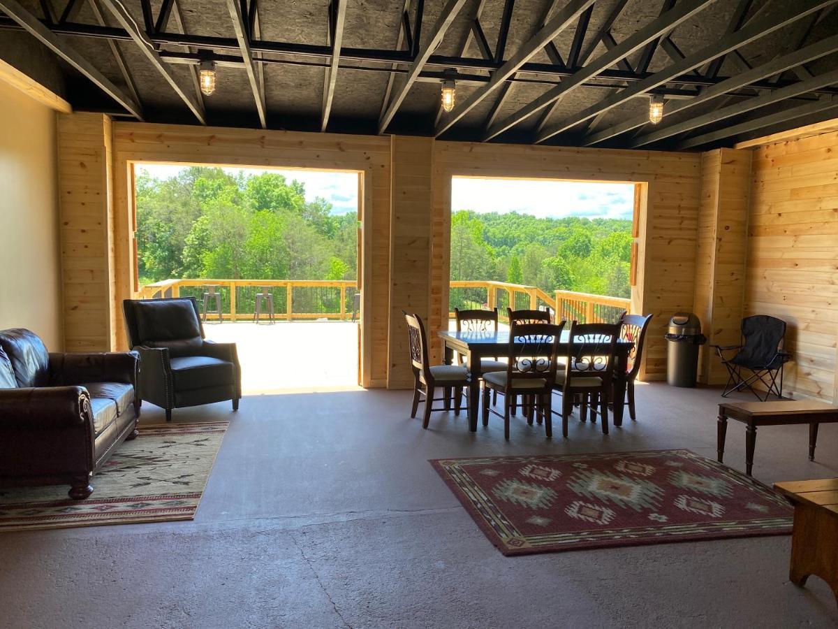 Smoky Hollow Outdoor Resort Covered Wagon Sevierville Bagian luar foto